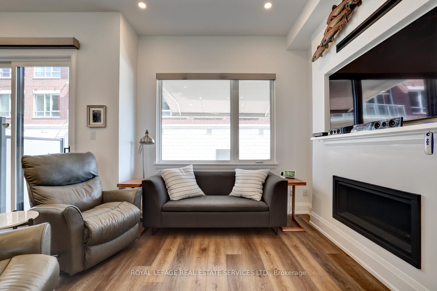 137 High Street W #12