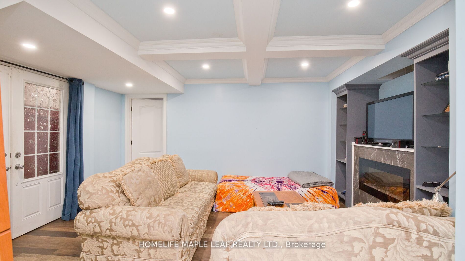 44 Eaglesprings Cres