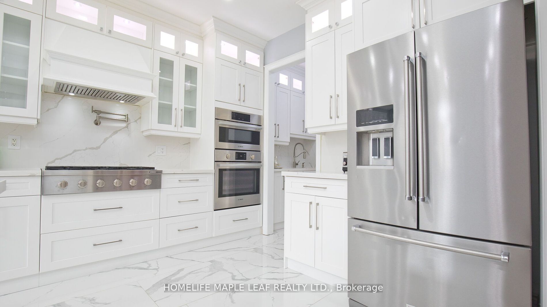 44 Eaglesprings Cres