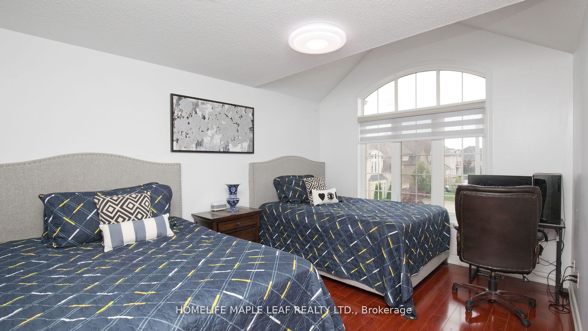 44 Eaglesprings Cres
