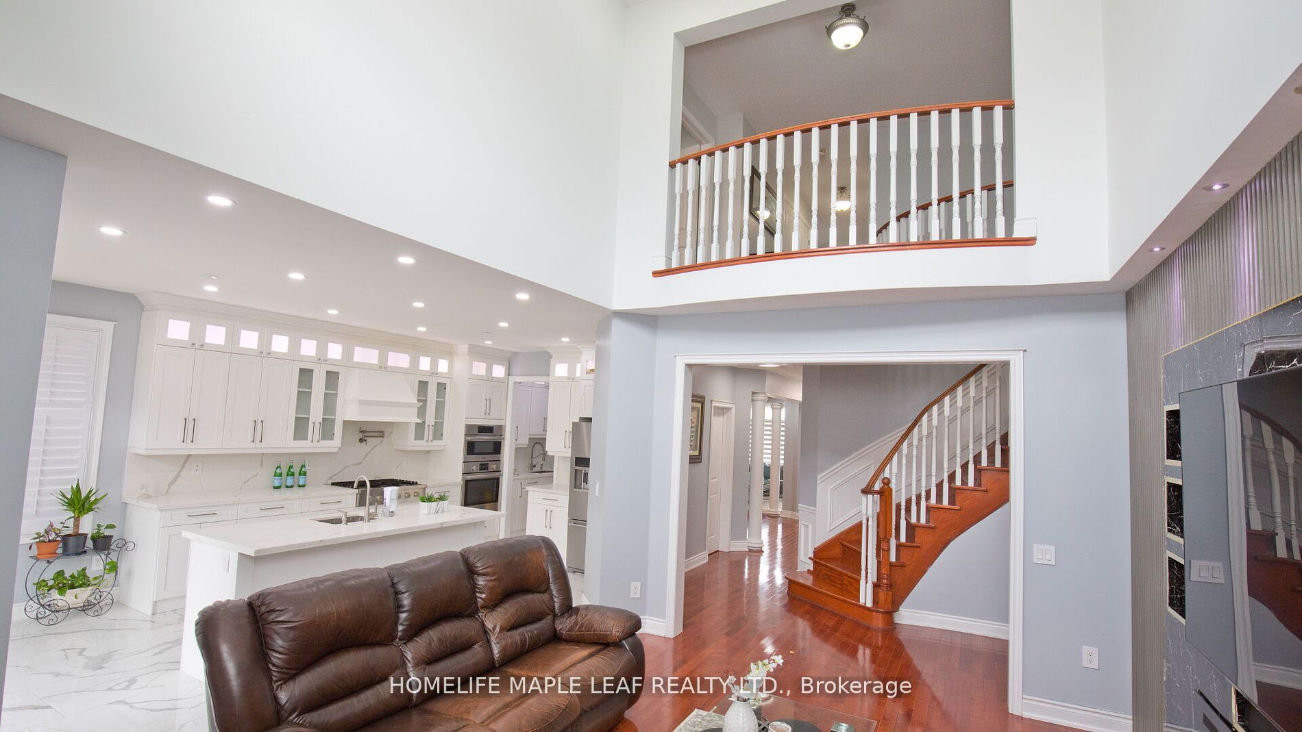 44 Eaglesprings Cres