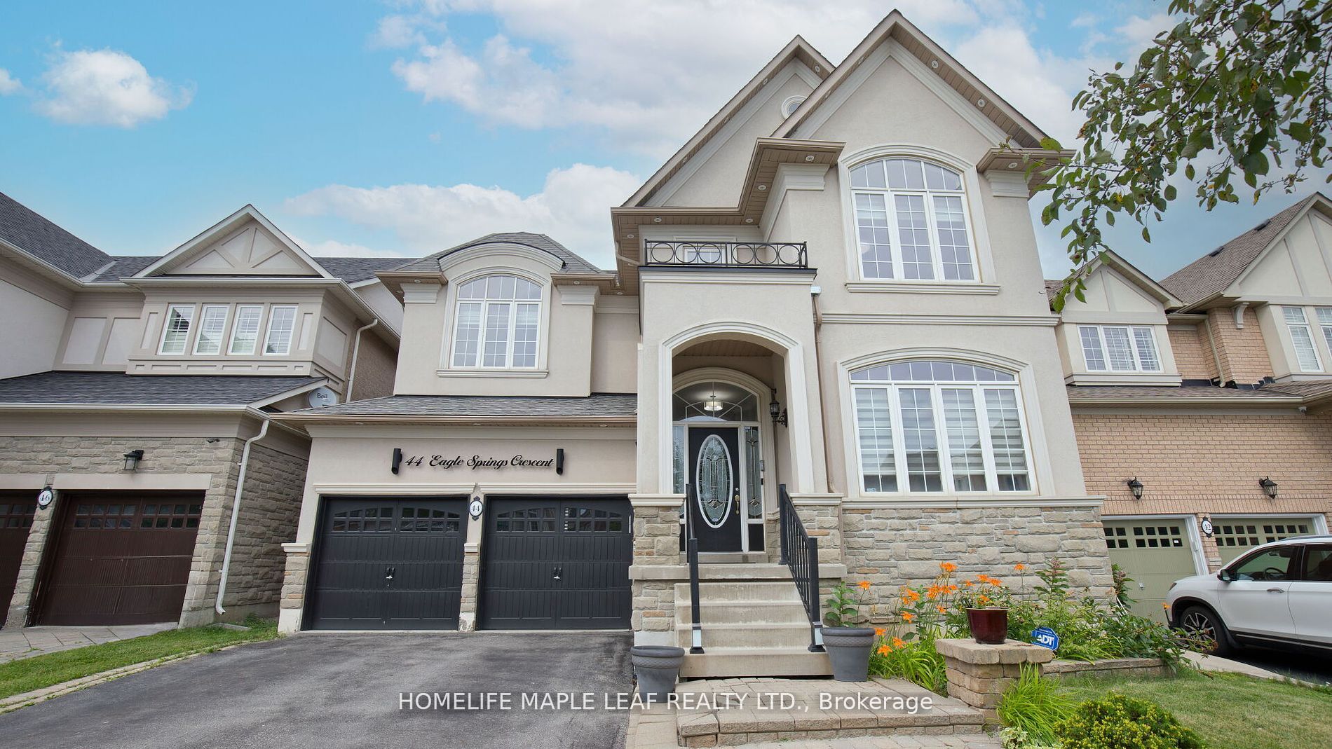 44 Eaglesprings Cres