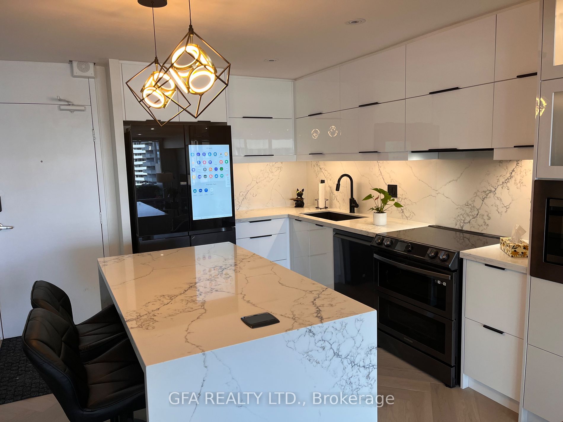 240 Scarlett Rd, #1710