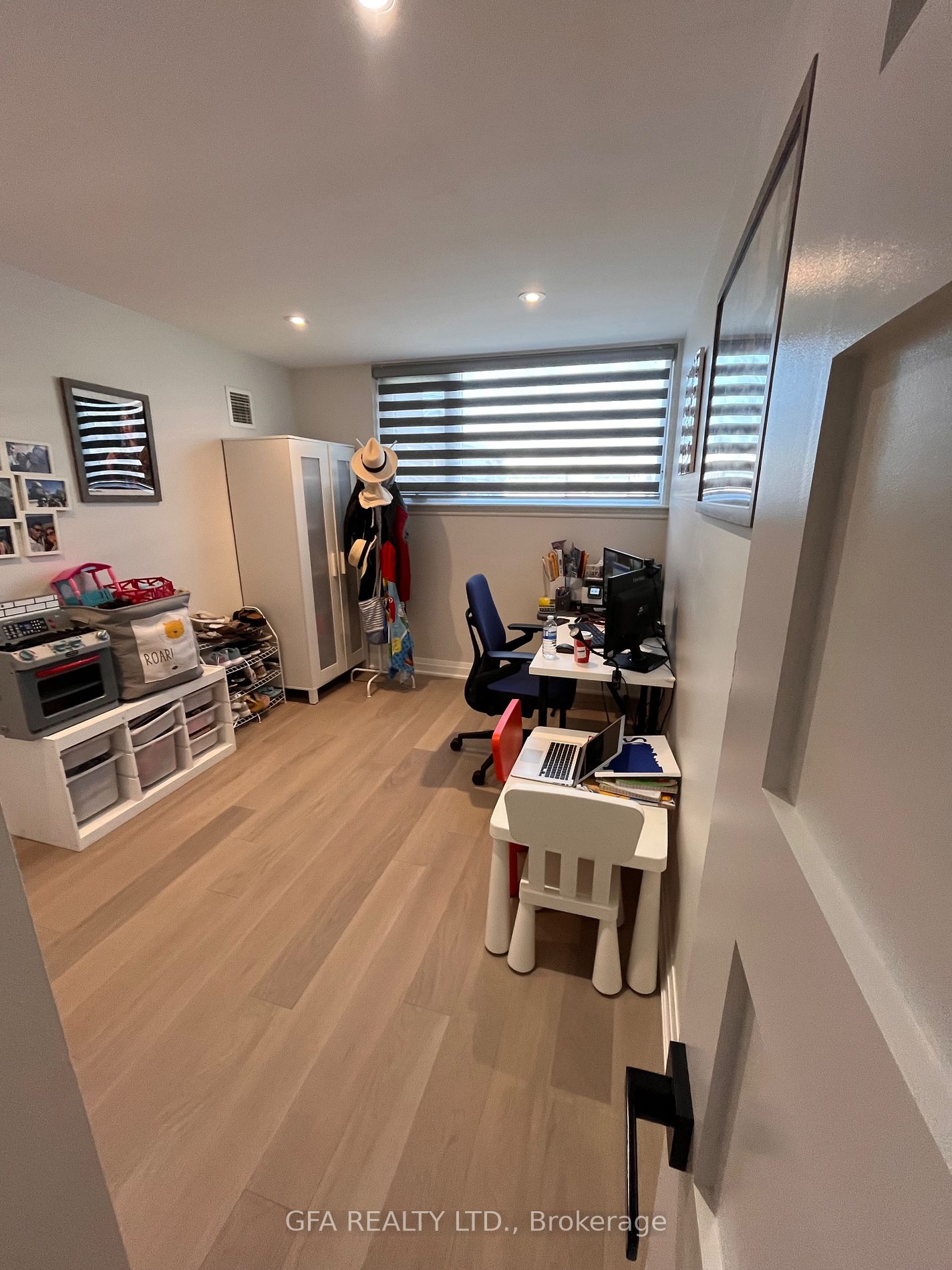 240 Scarlett Rd, #1710