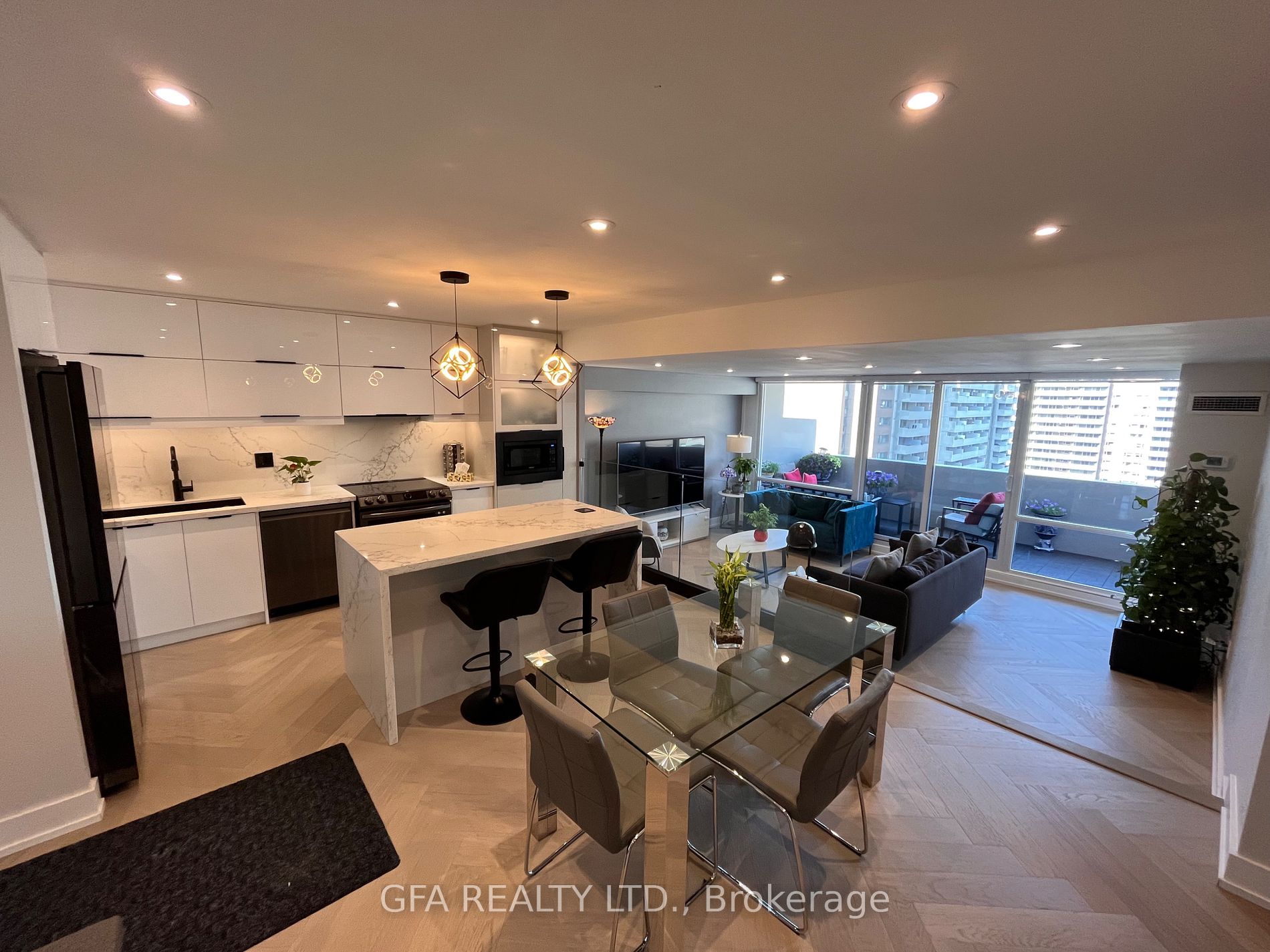 240 Scarlett Rd, #1710