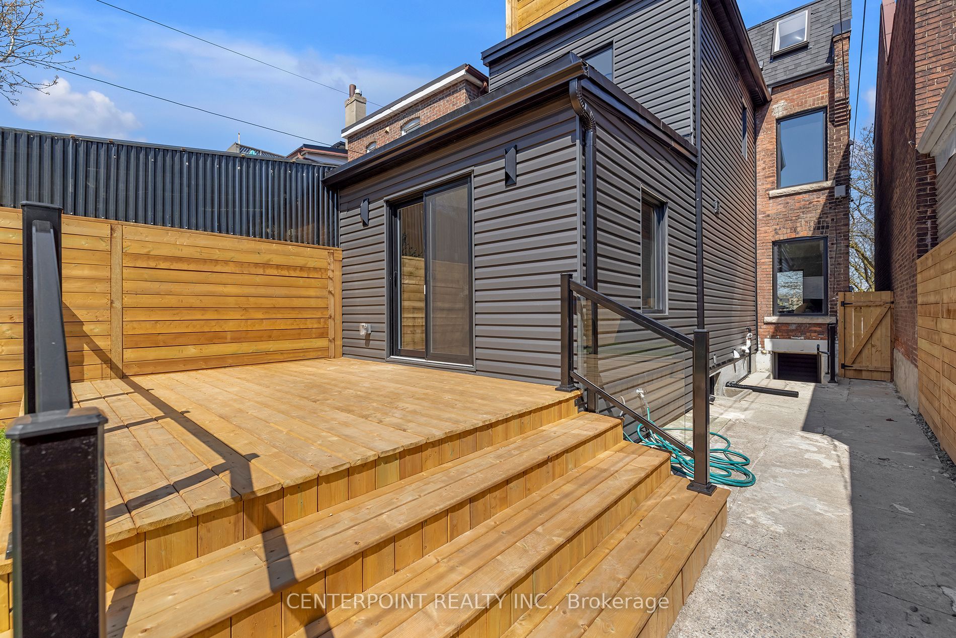 782 Crawford Street