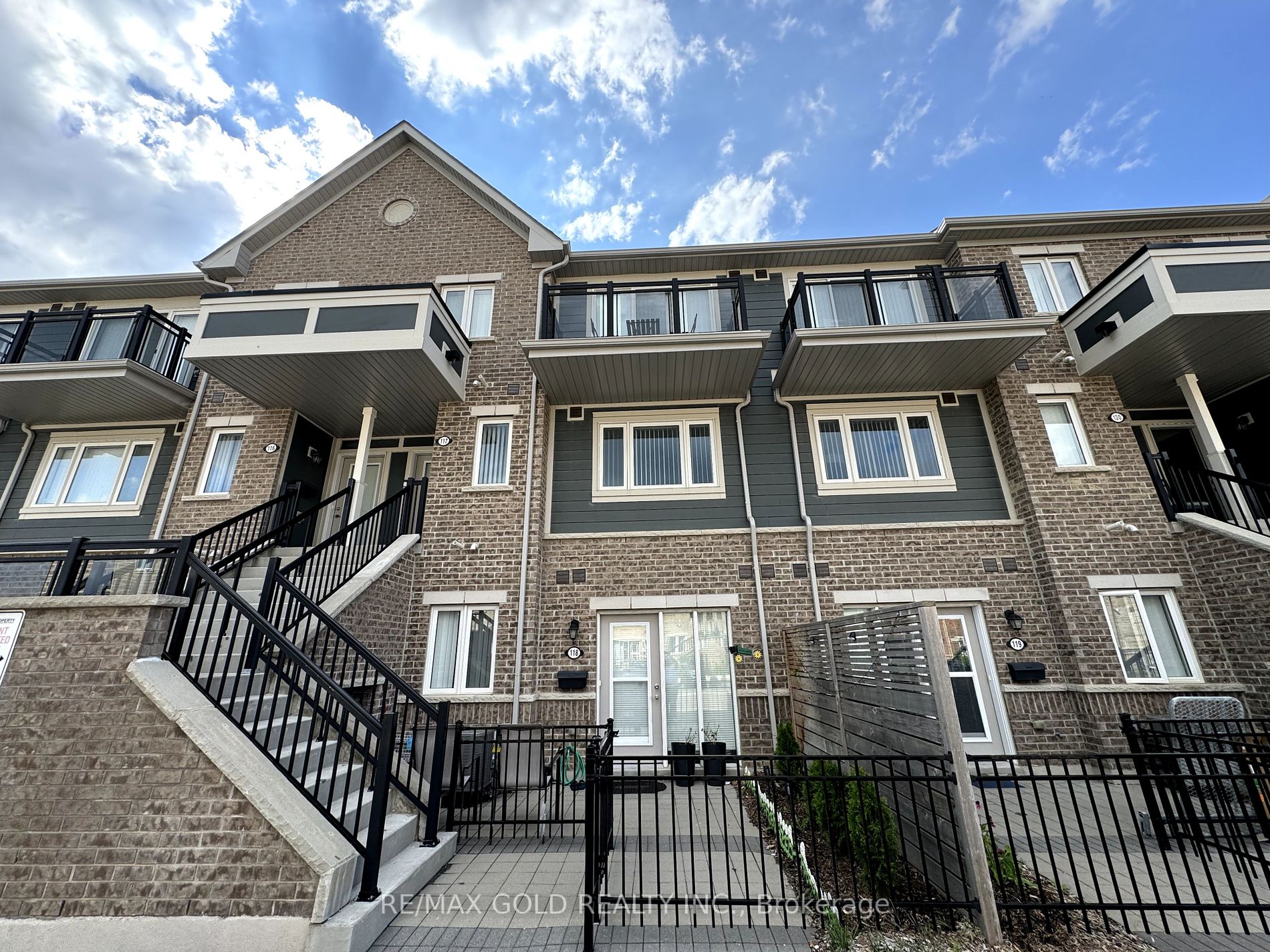 250 Sunny Meadow Blvd, #118