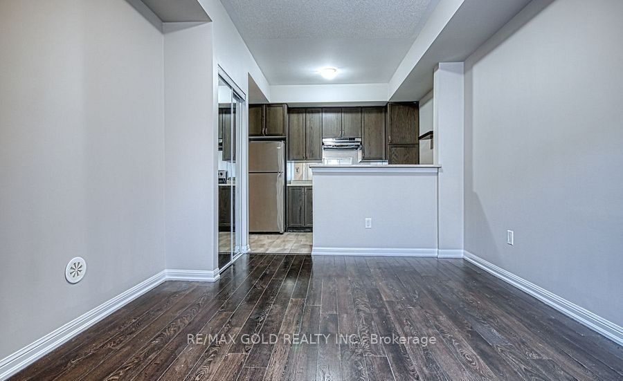 250 Sunny Meadow Blvd, #118