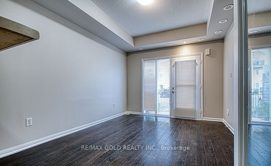 250 Sunny Meadow Blvd, #118