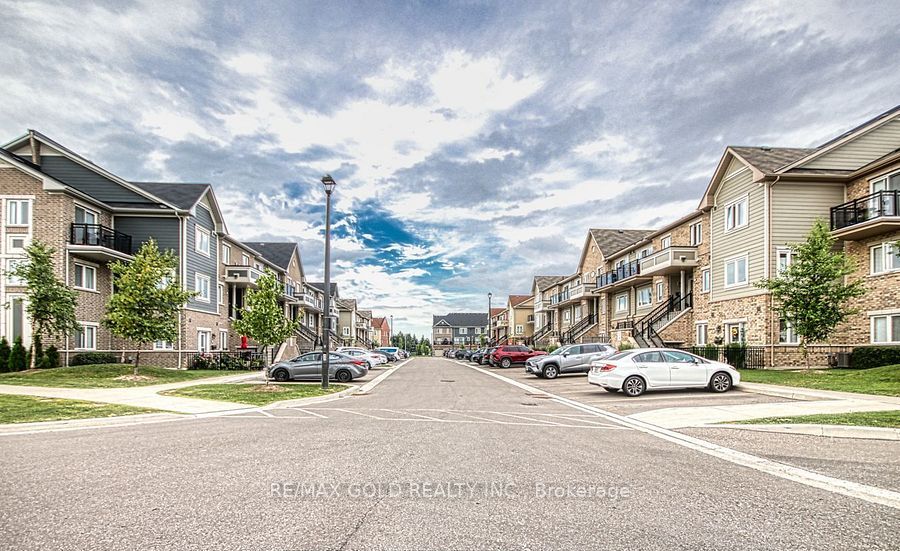 250 Sunny Meadow Blvd, #118