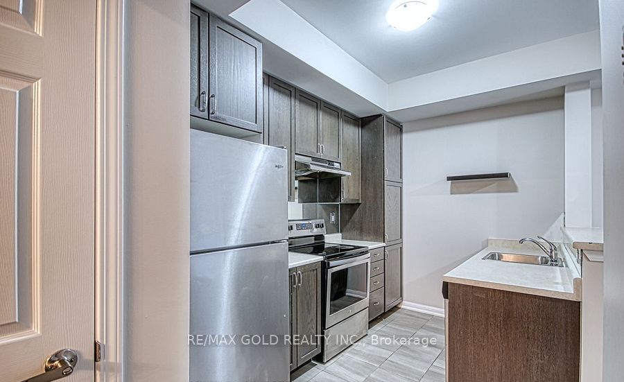 250 Sunny Meadow Blvd, #118