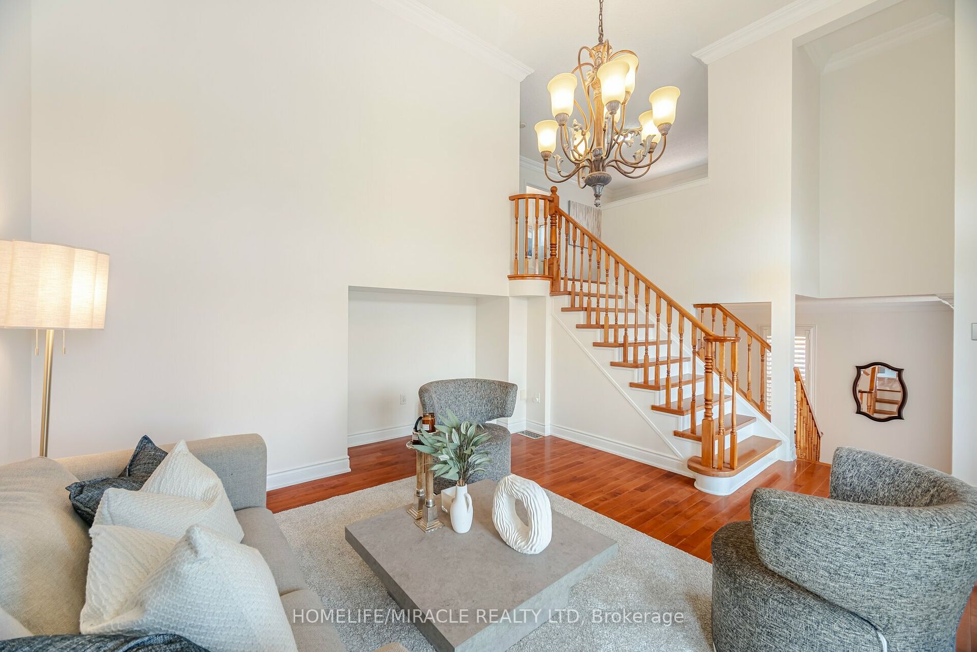 3901 Mayla Drive