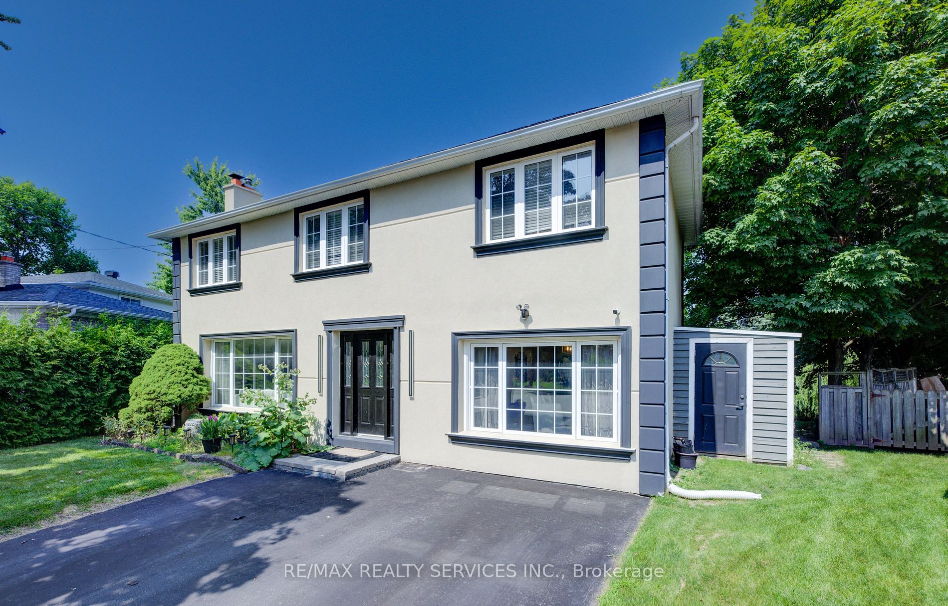 8 Bain Crt