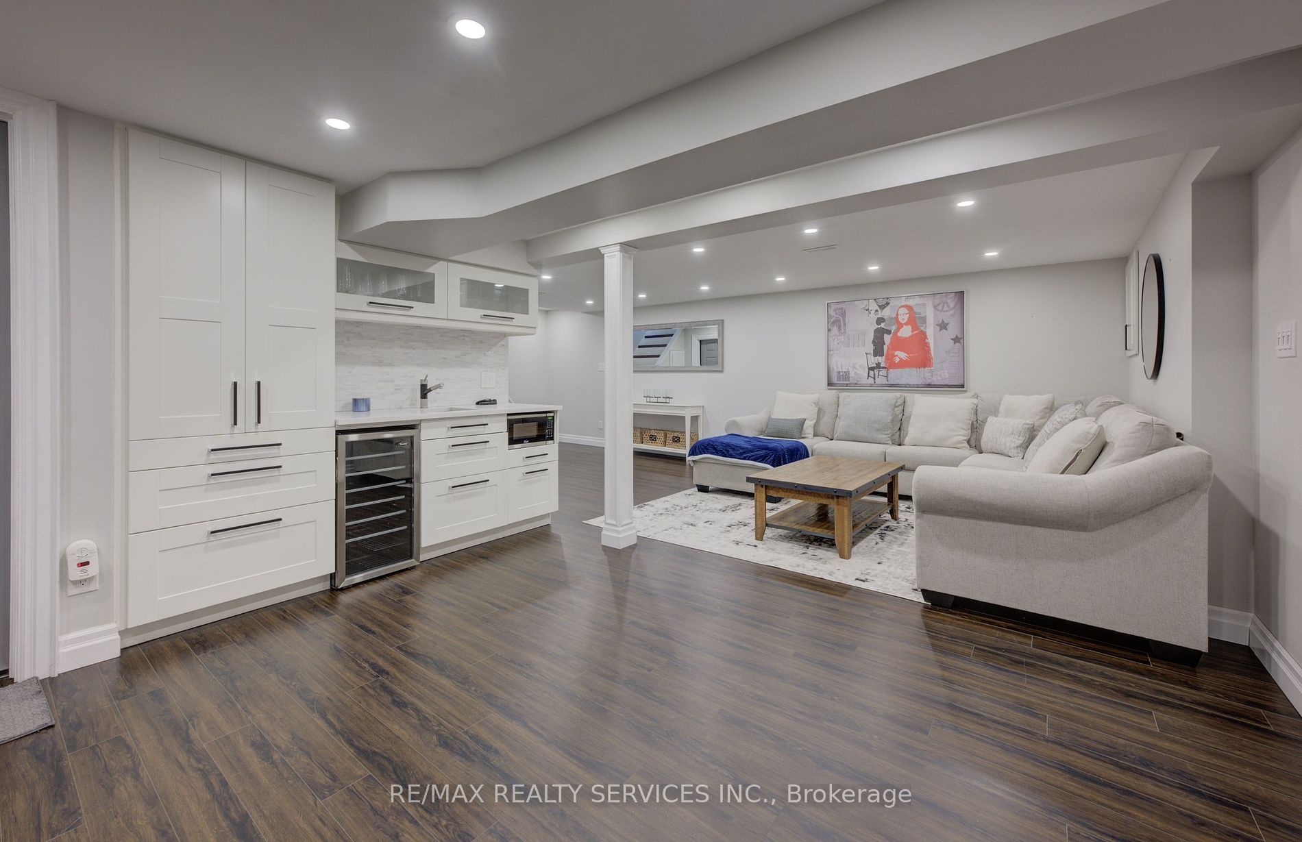 8 Bain Crt