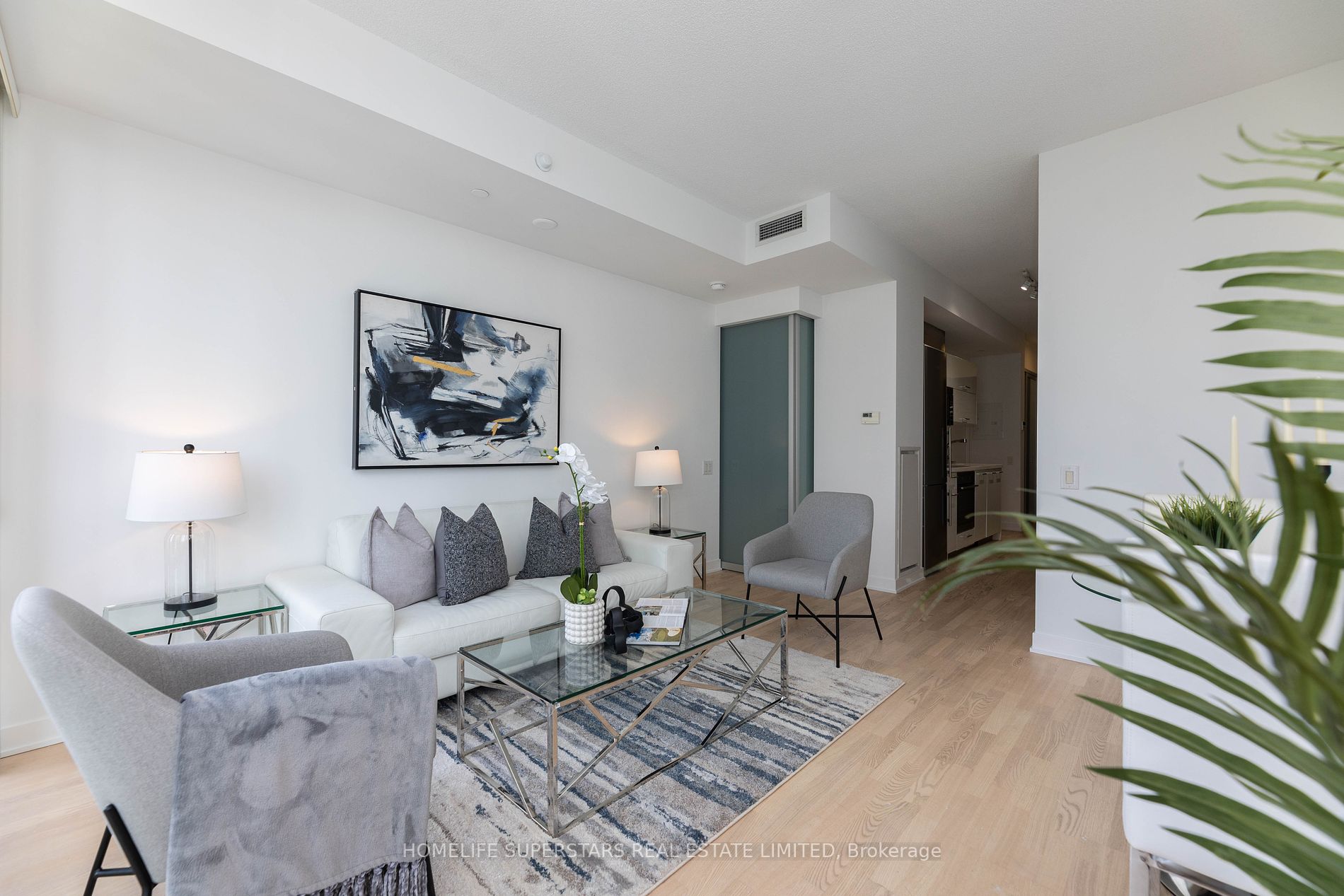 90 Park Lawn Road #2001