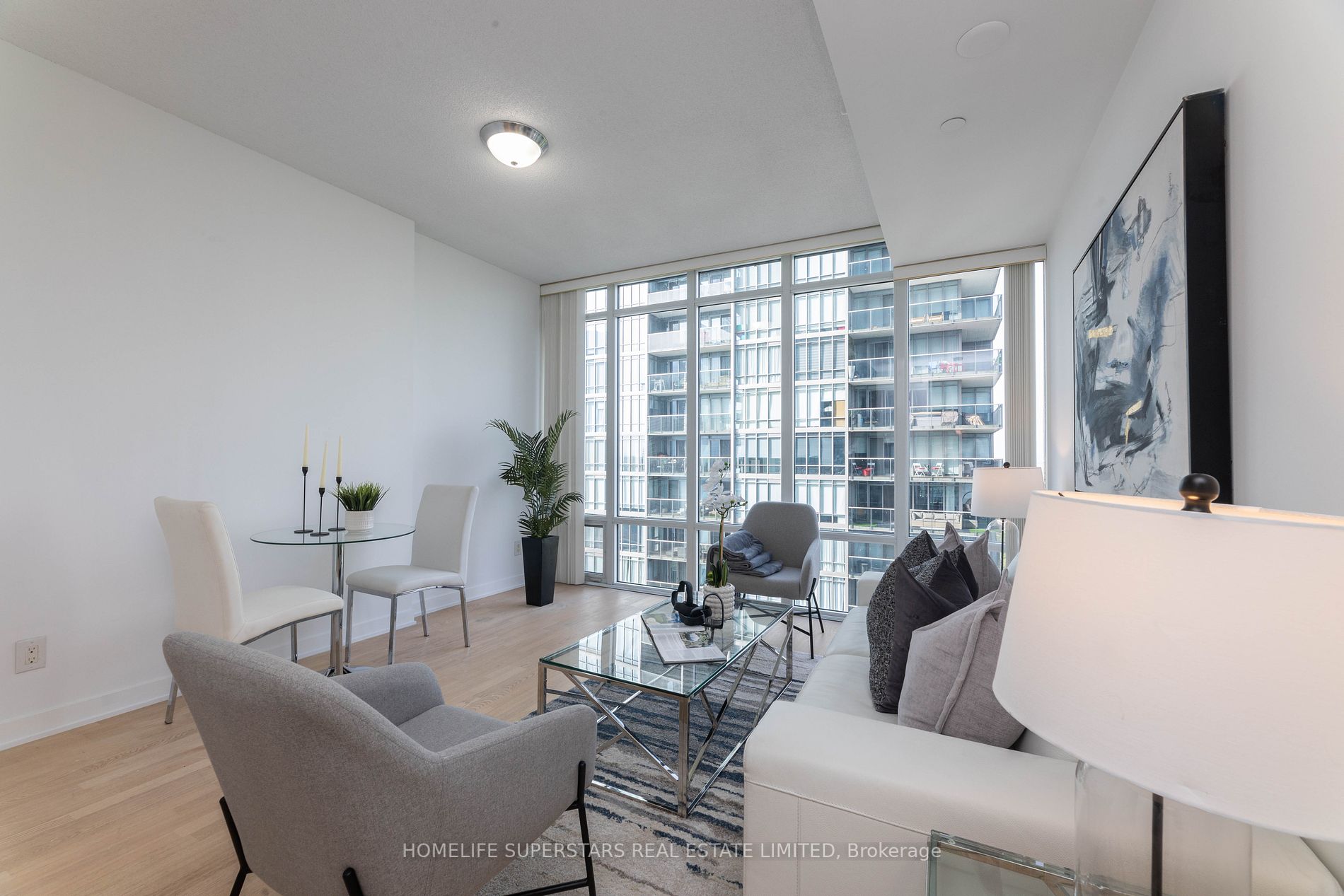 90 Park Lawn Road #2001