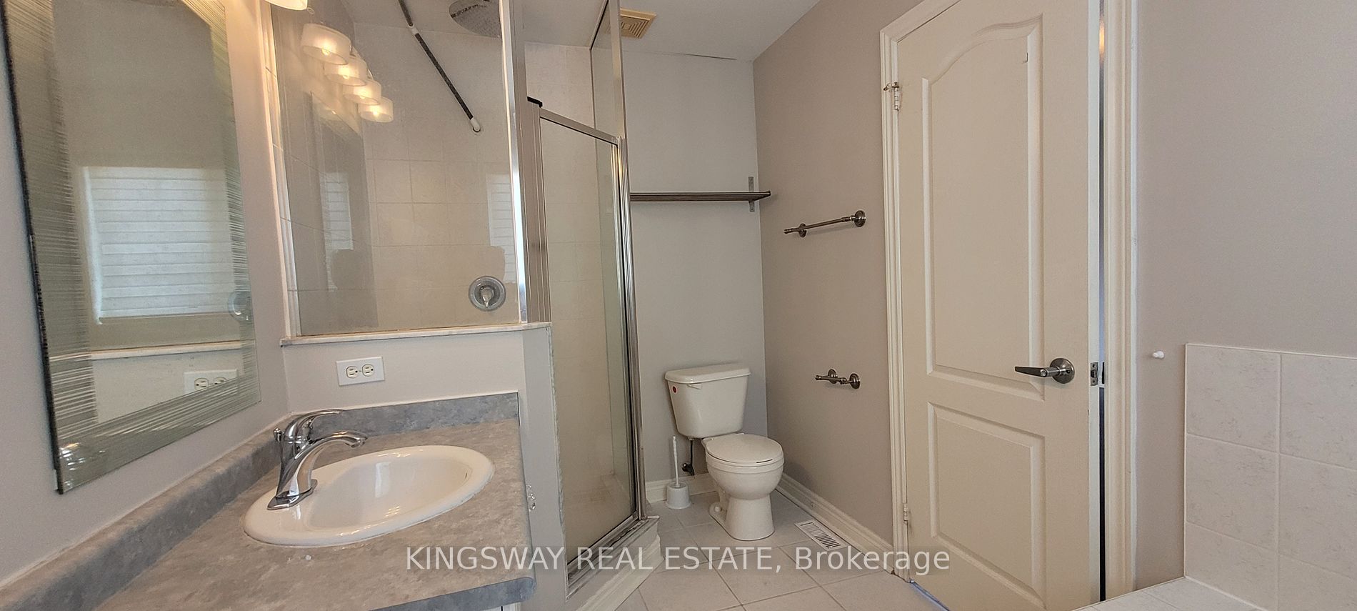 3328 Eglinton Avenue W