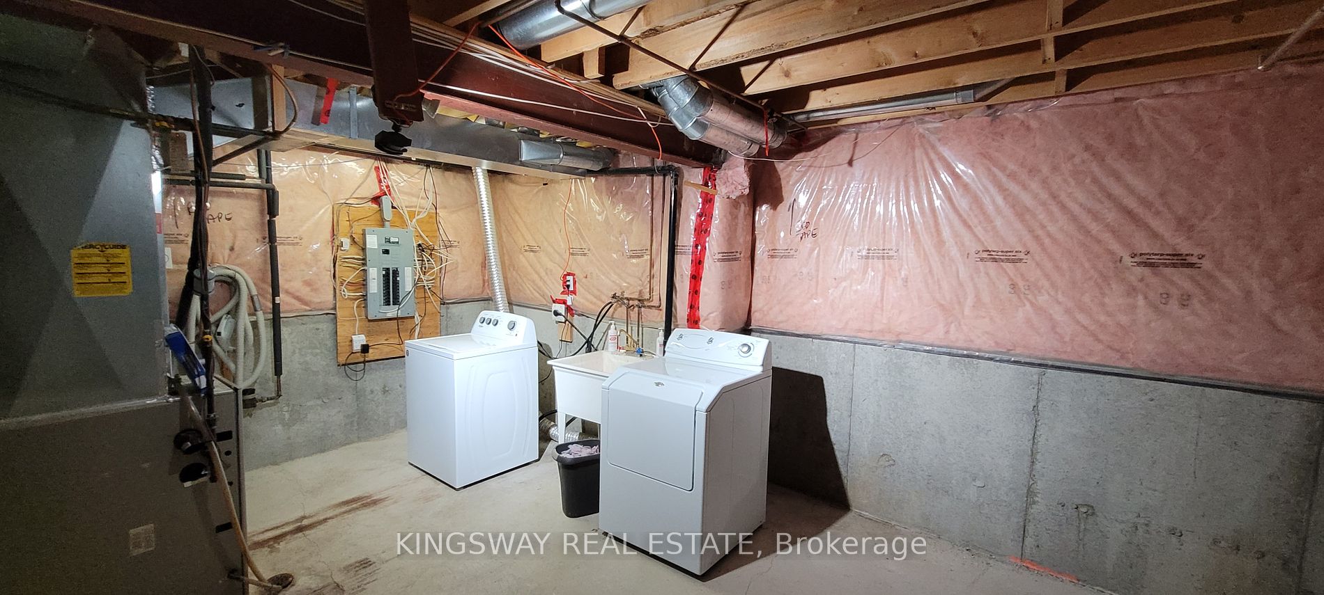 3328 Eglinton Avenue W