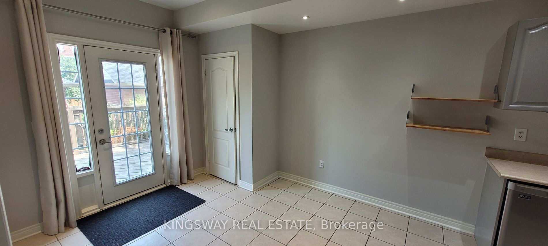 3328 Eglinton Avenue W