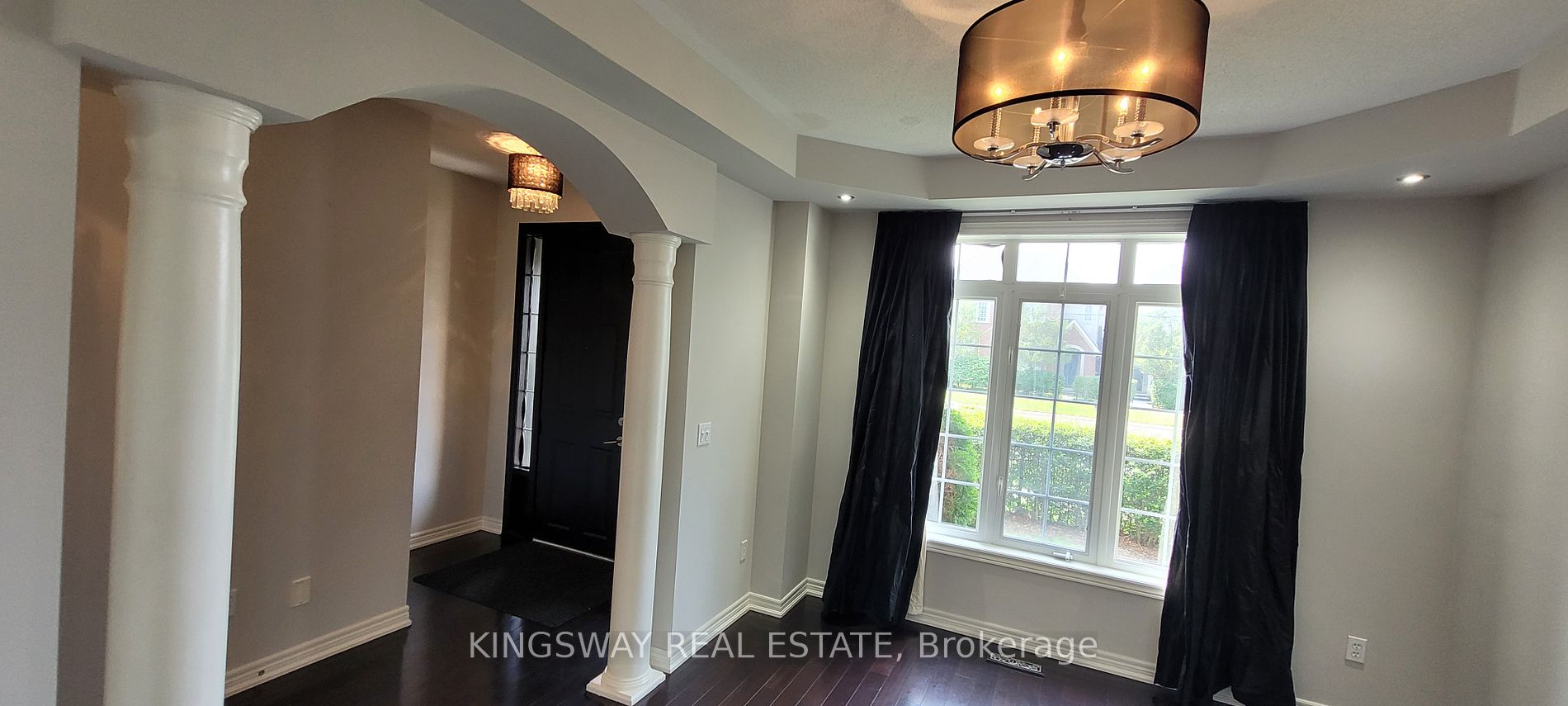3328 Eglinton Avenue W