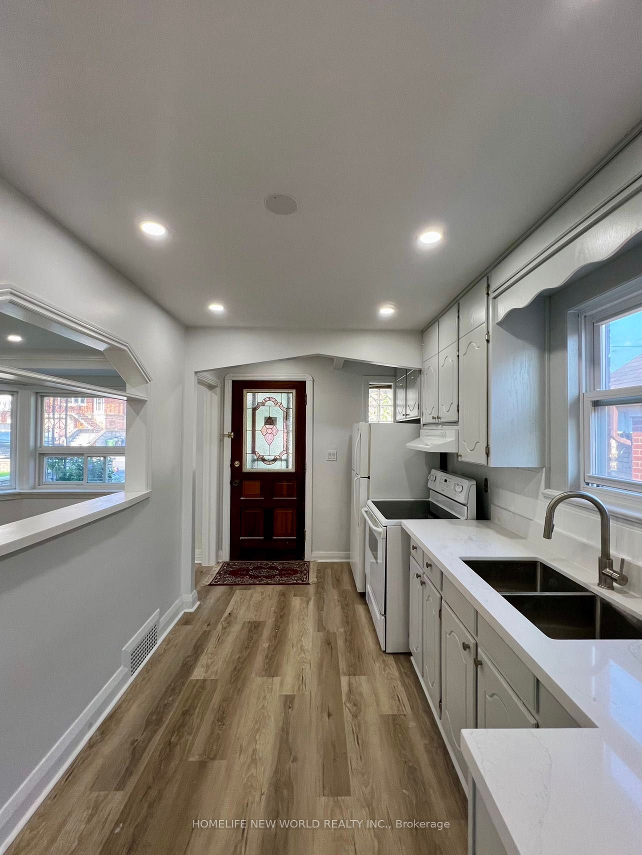 354 Kane Ave, #Upper