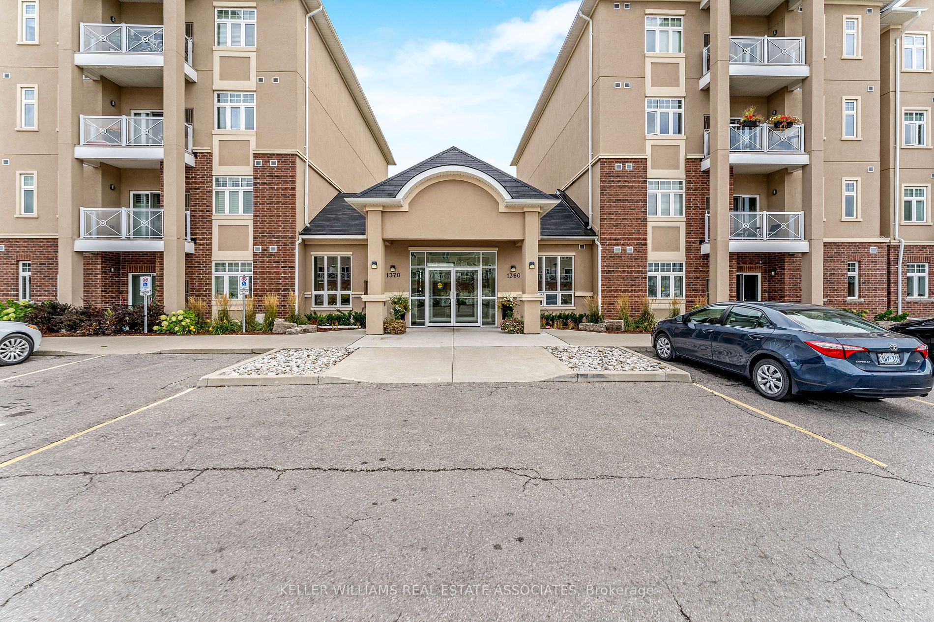 1370 Costigan Rd, #304