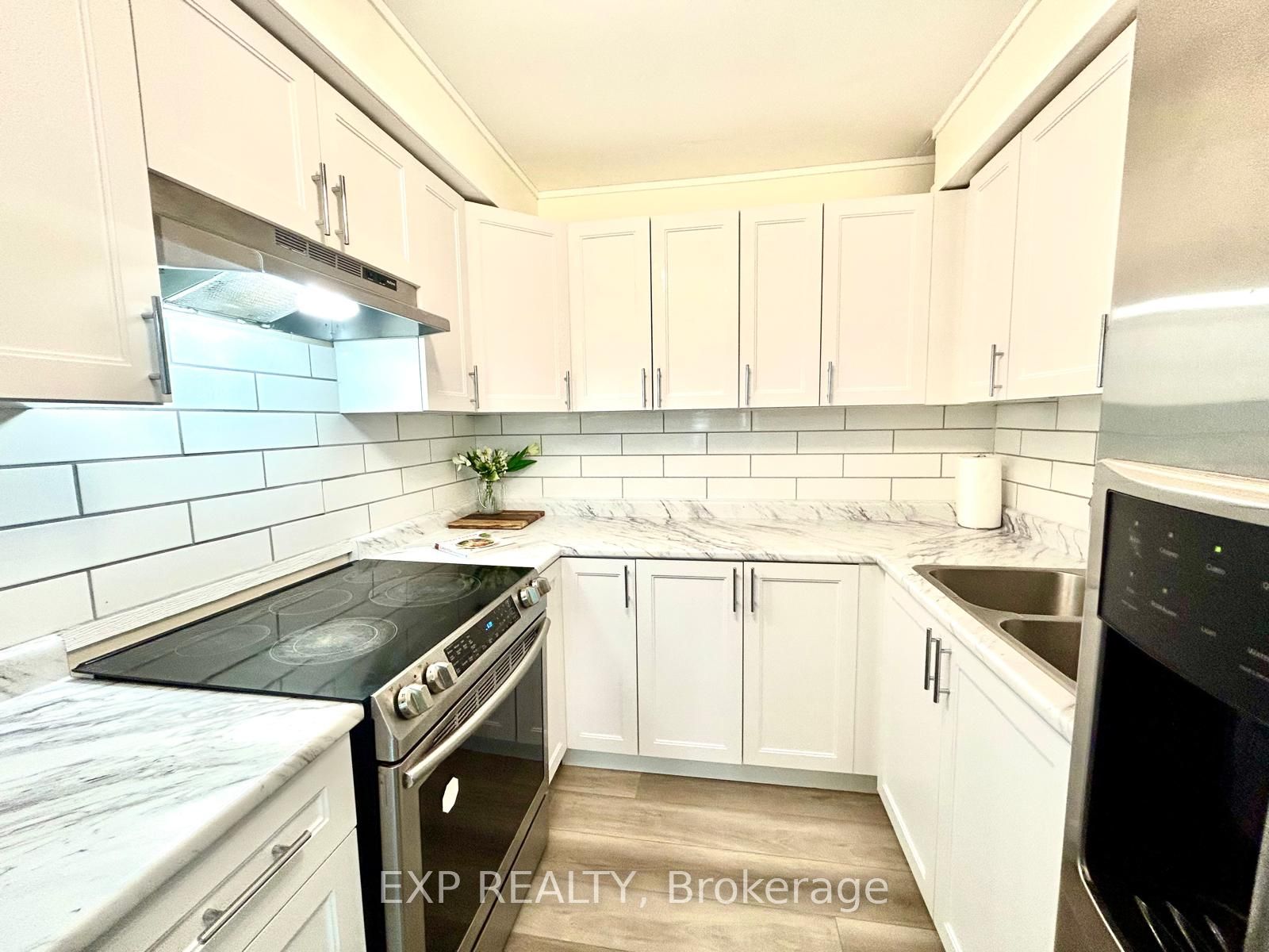 82 Karen Crt