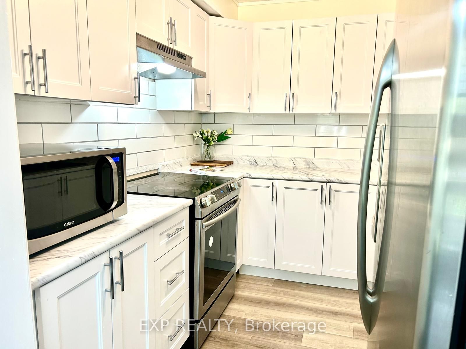 82 Karen Crt