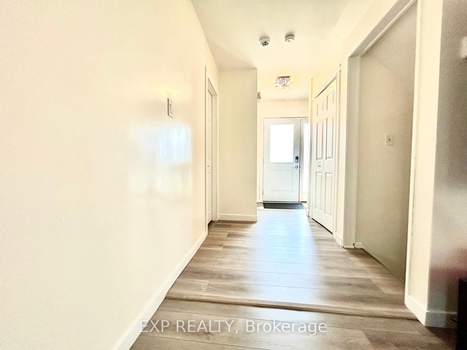 82 Karen Crt