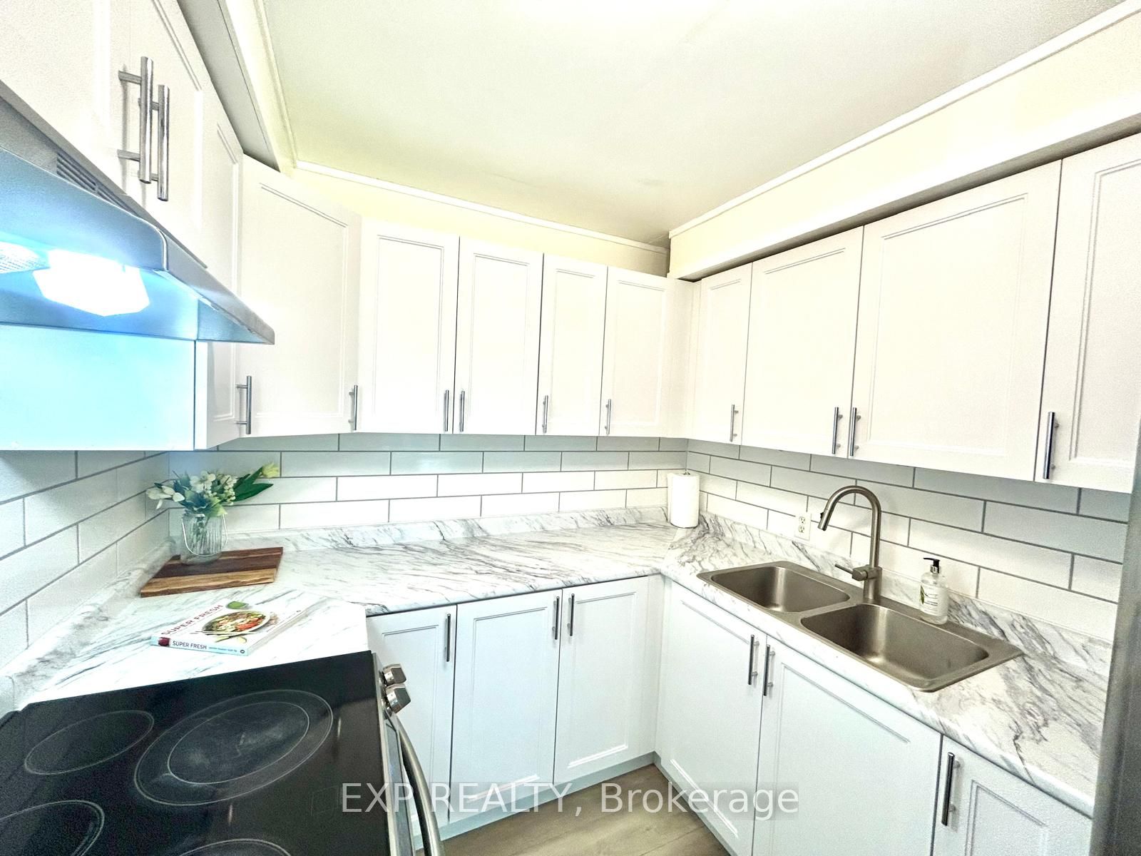 82 Karen Crt