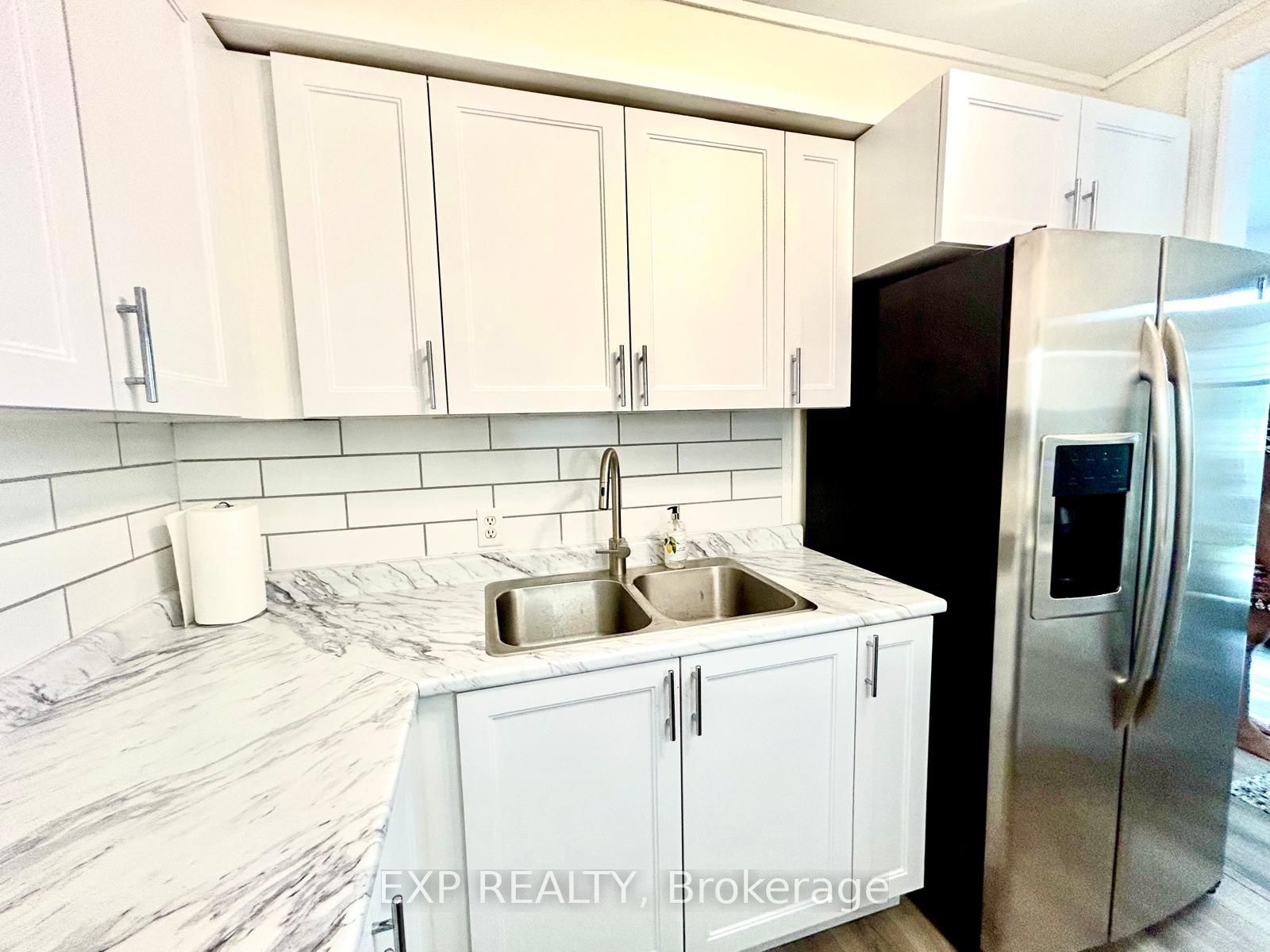 82 Karen Crt