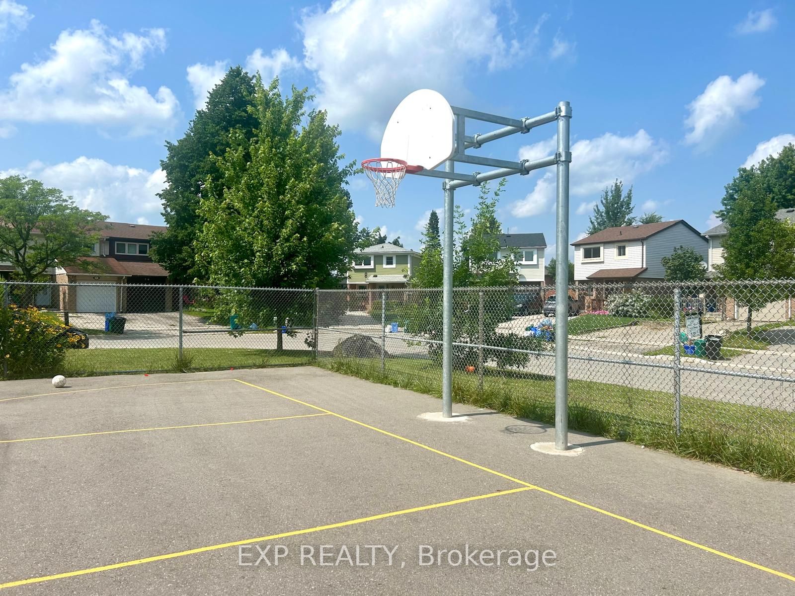 82 Karen Crt