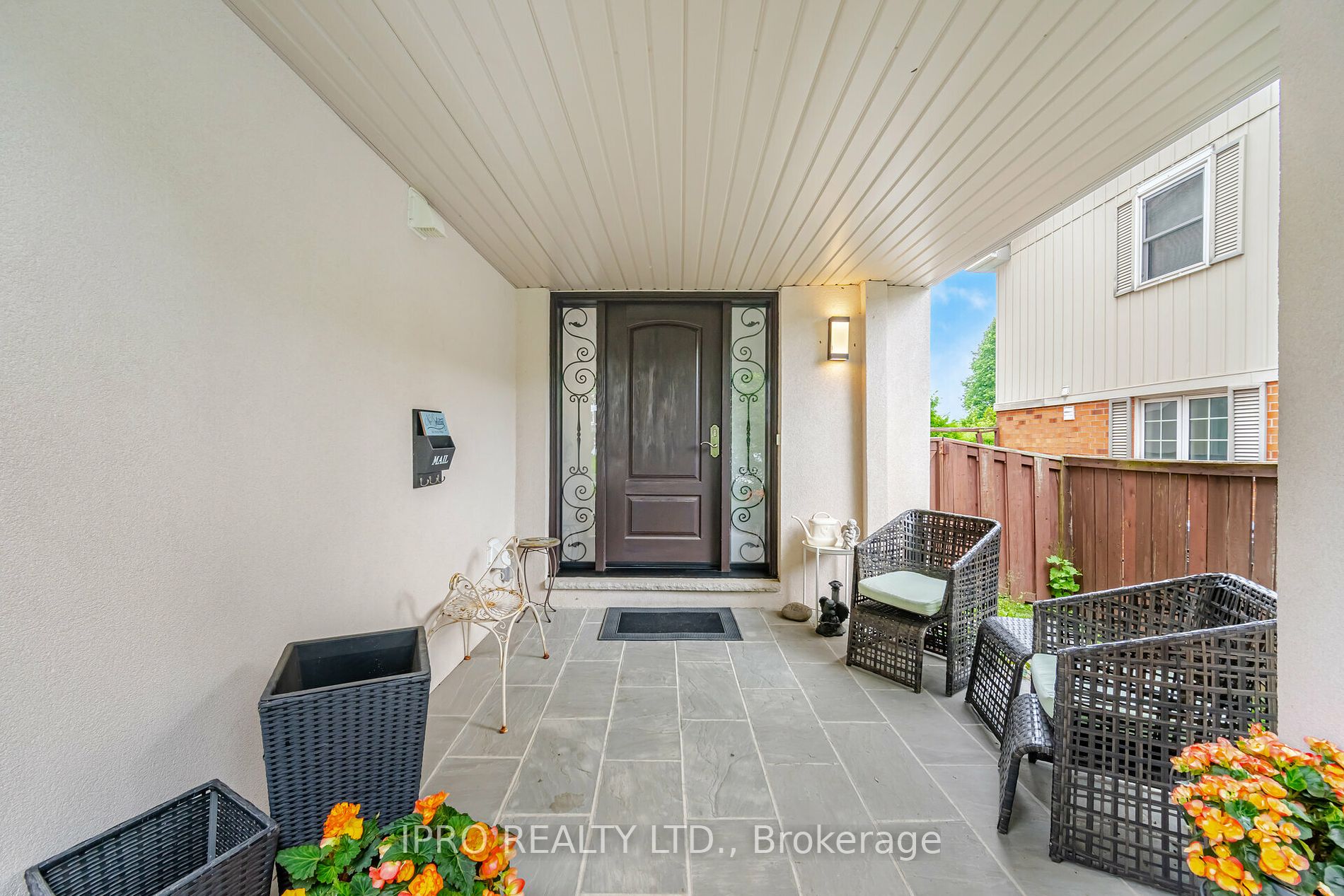 3254 Sir Johns Homestead