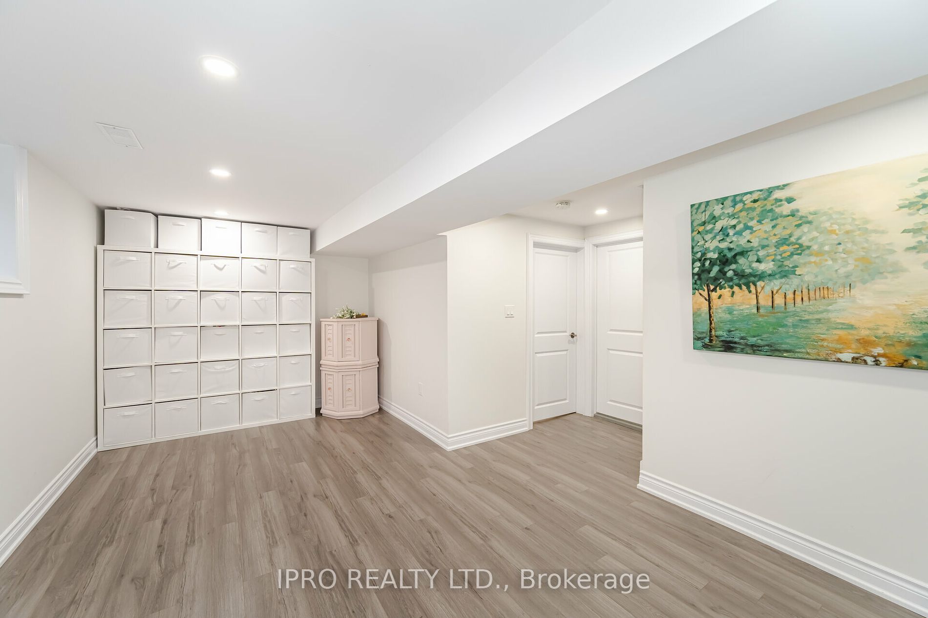 3254 Sir Johns Homestead