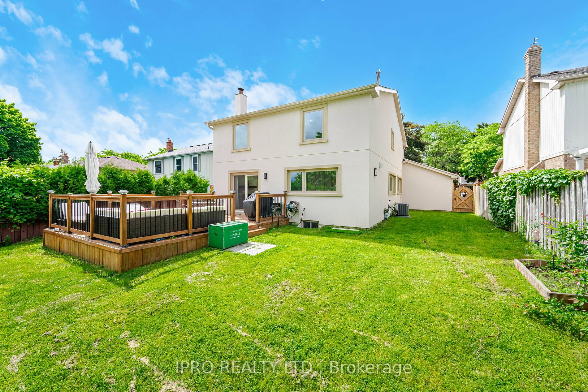 3254 Sir Johns Homestead