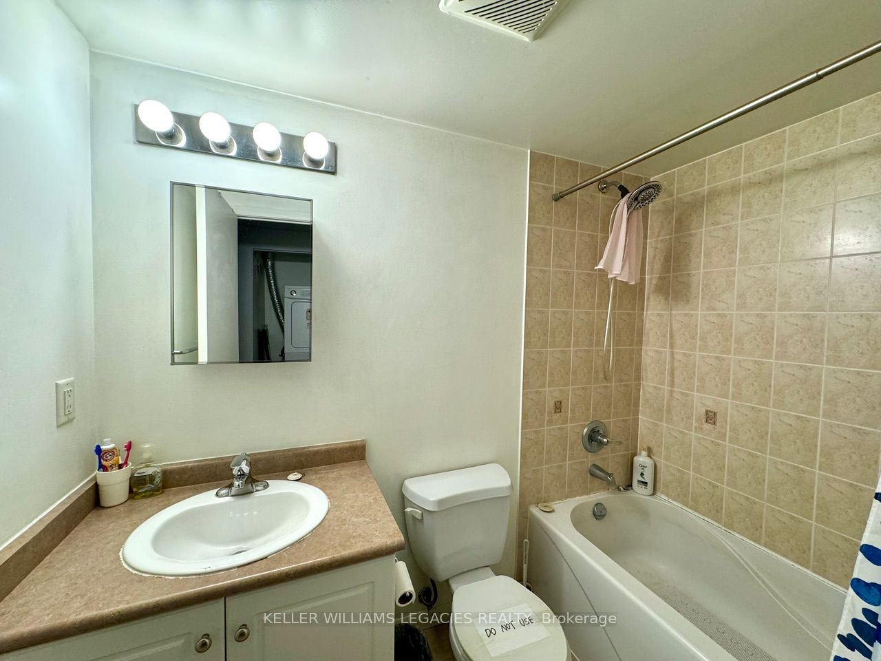 2464 Weston Road, #405