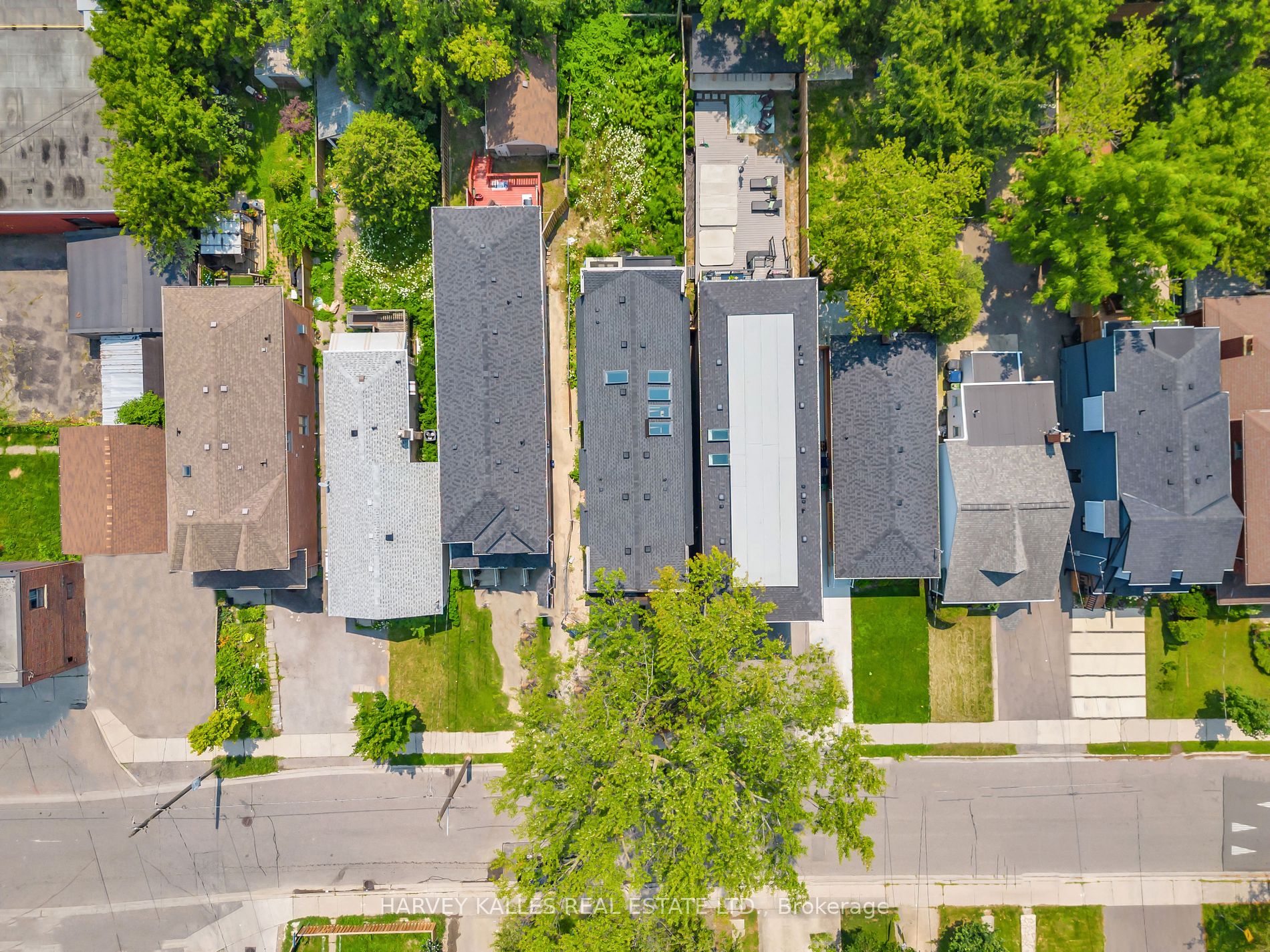 19 Simpson Avenue