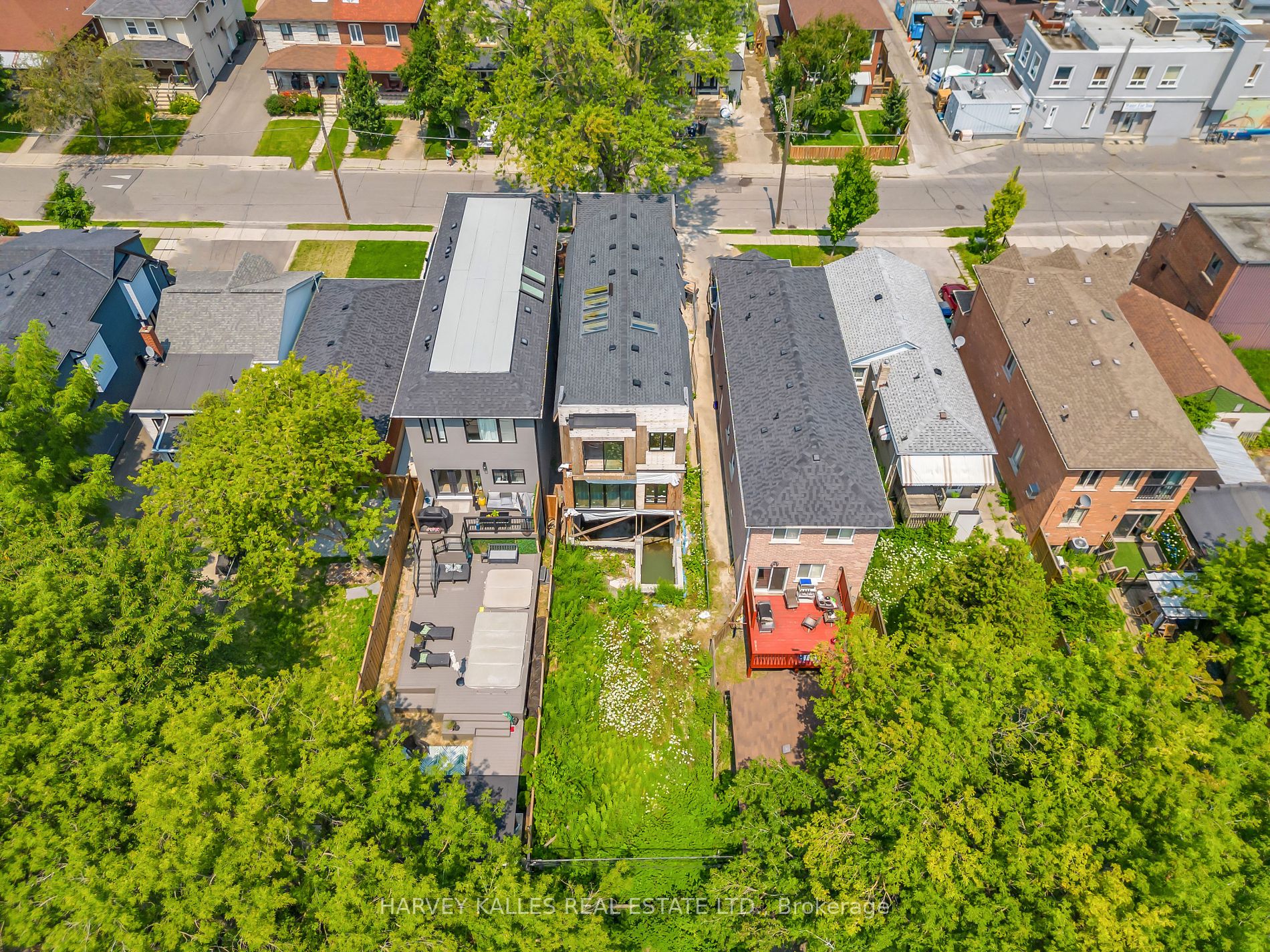 19 Simpson Avenue