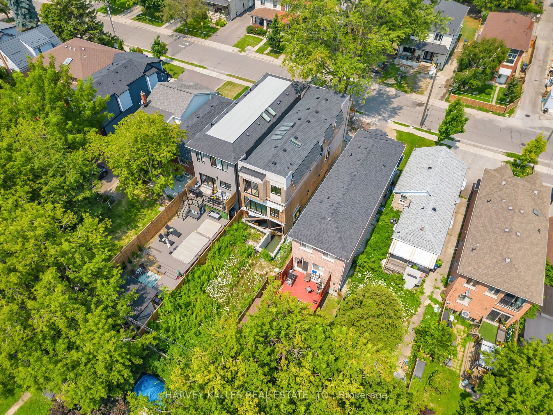 19 Simpson Avenue