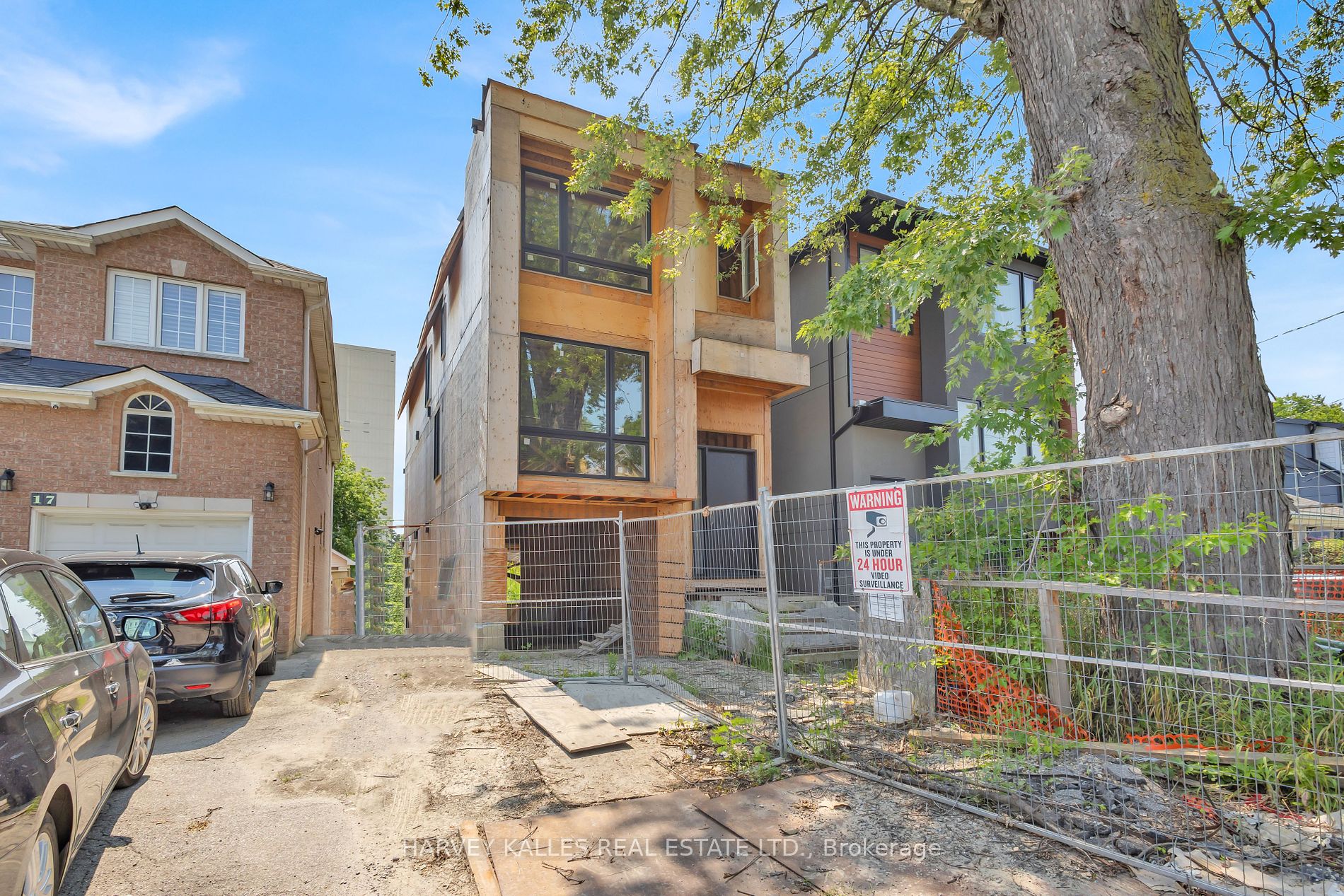 19 Simpson Avenue