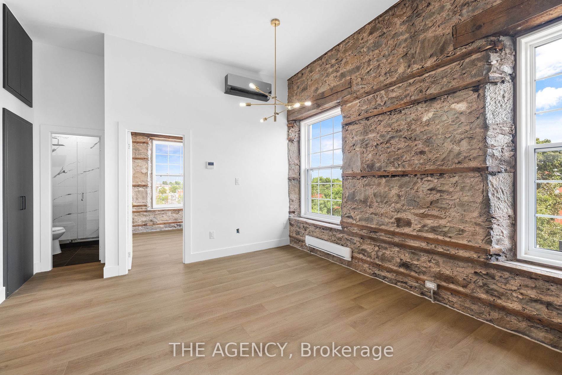 163 Main Street E #303