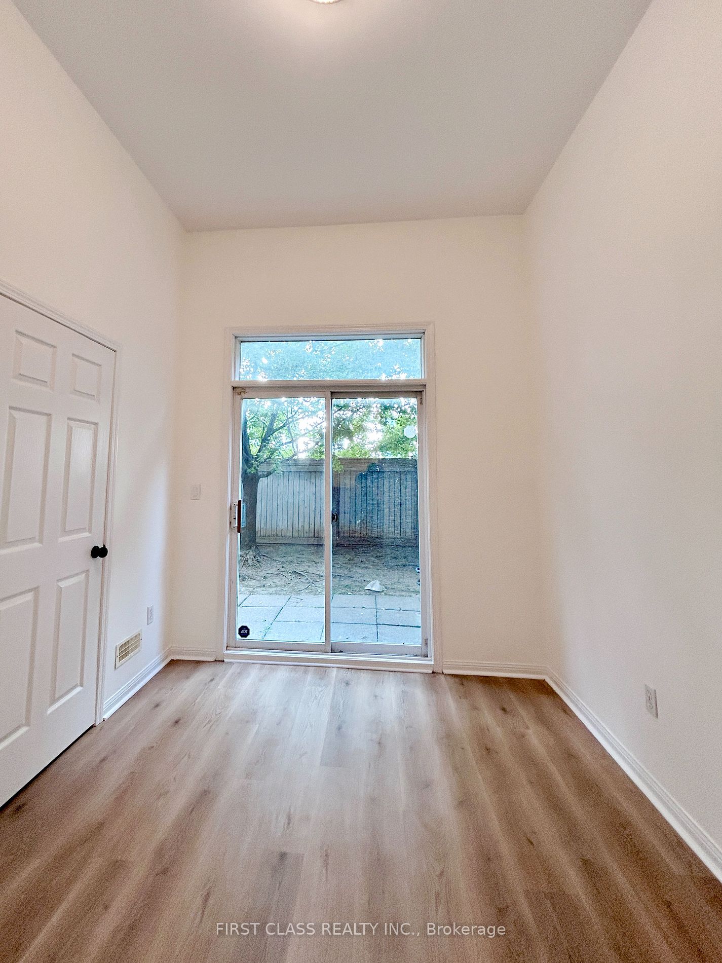 80 Acorn Pl, #50