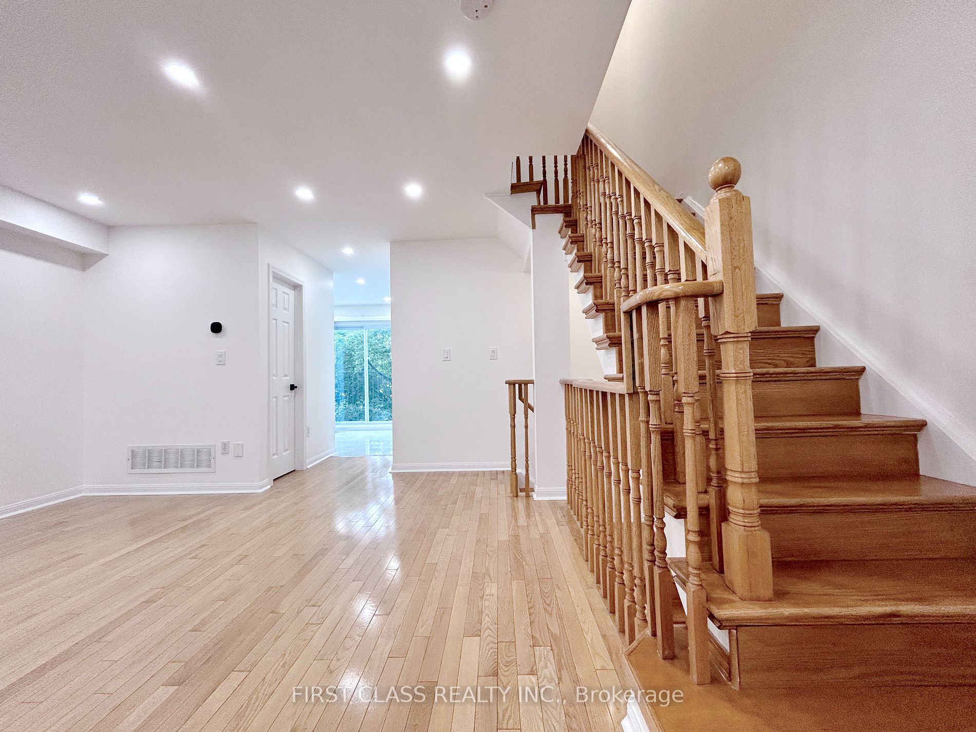 80 Acorn Pl, #50