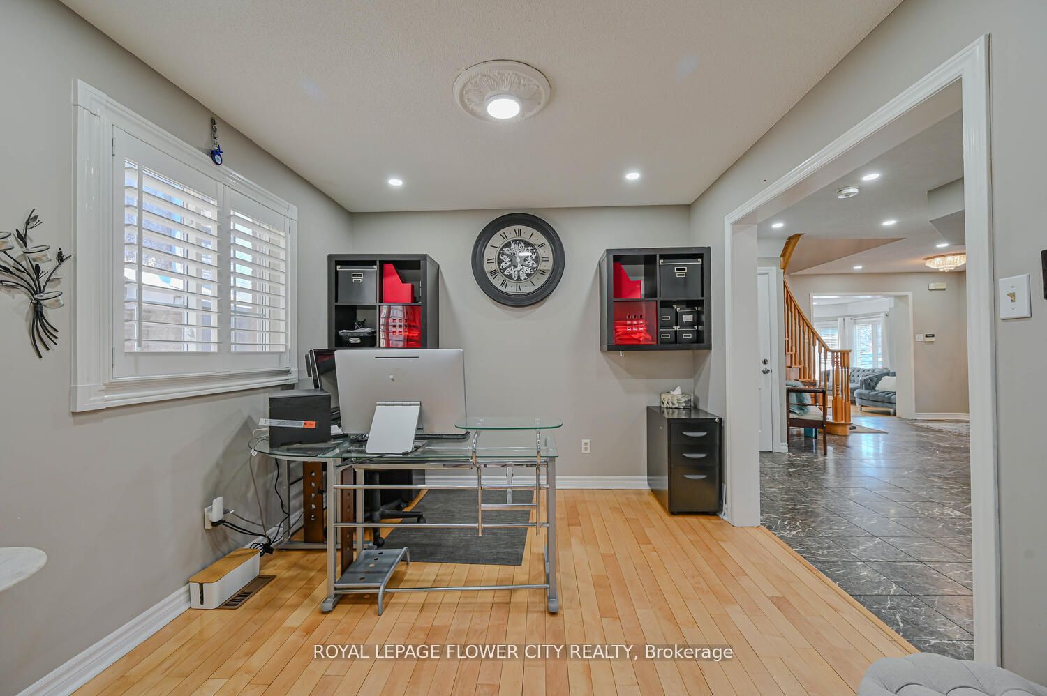 2 Black Hills Crt