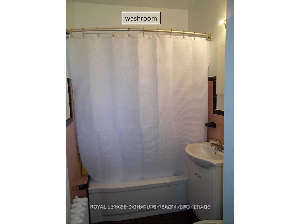 273 Lakeshore Road E, #3