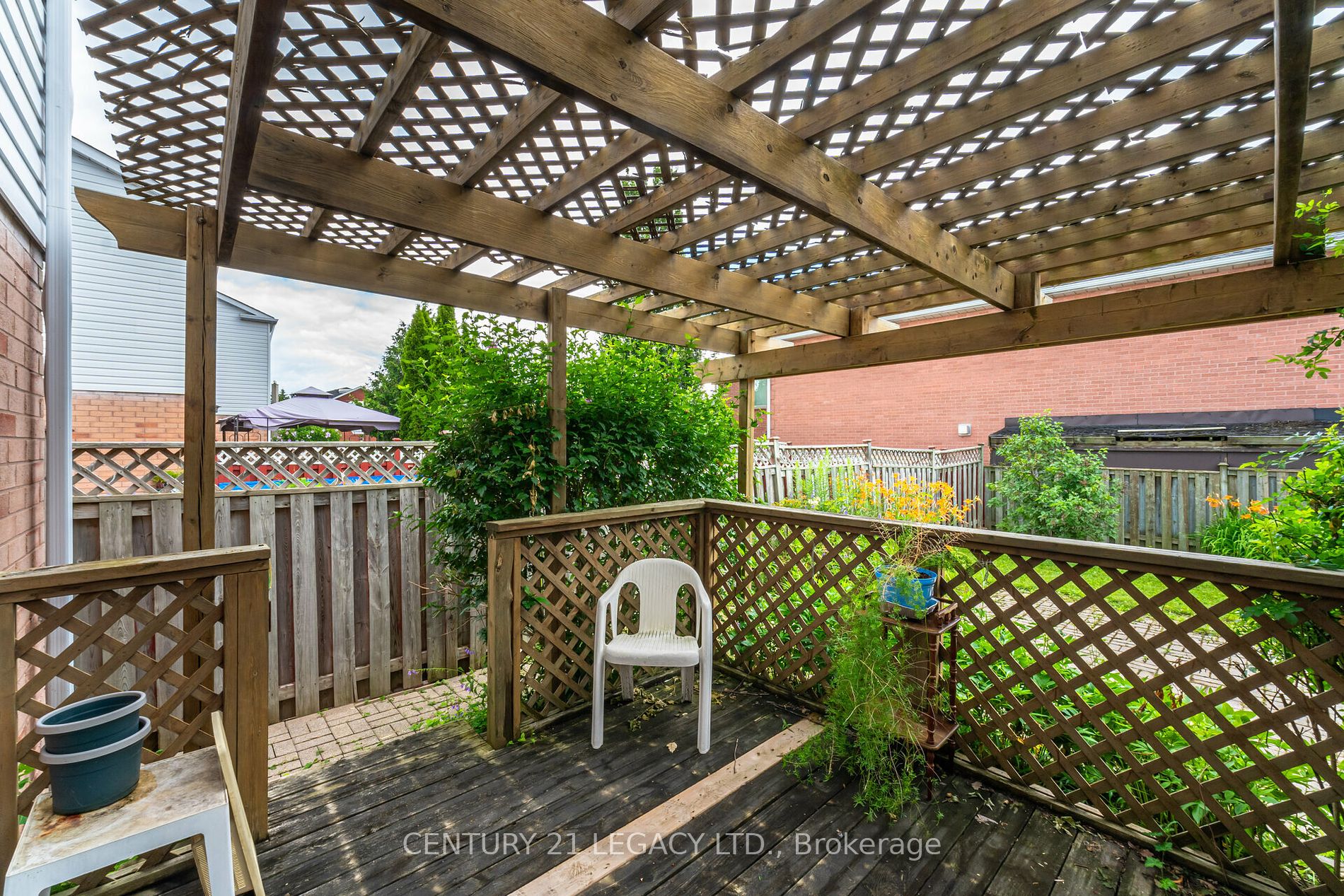 89 Cutters Crescent