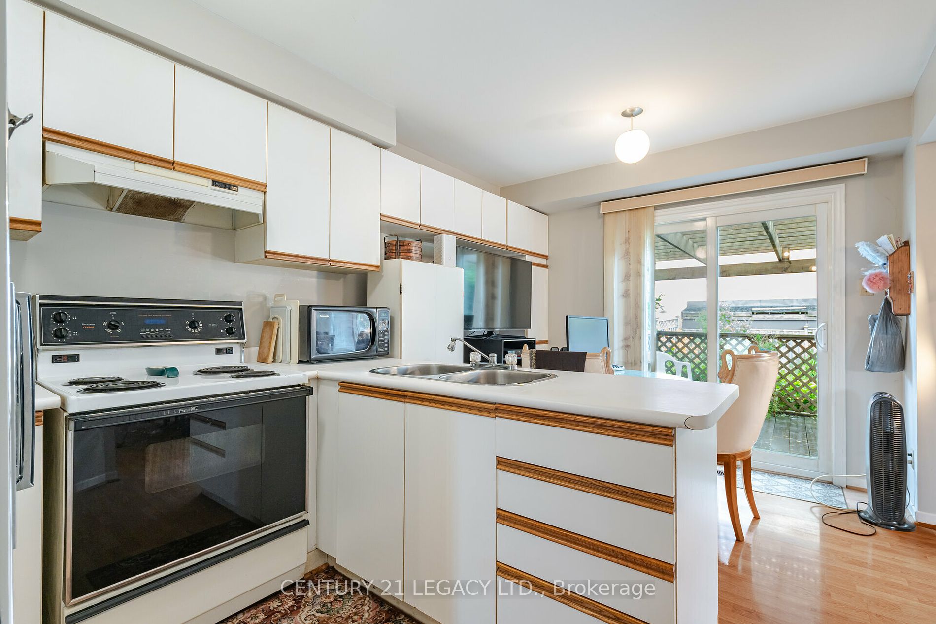 89 Cutters Crescent