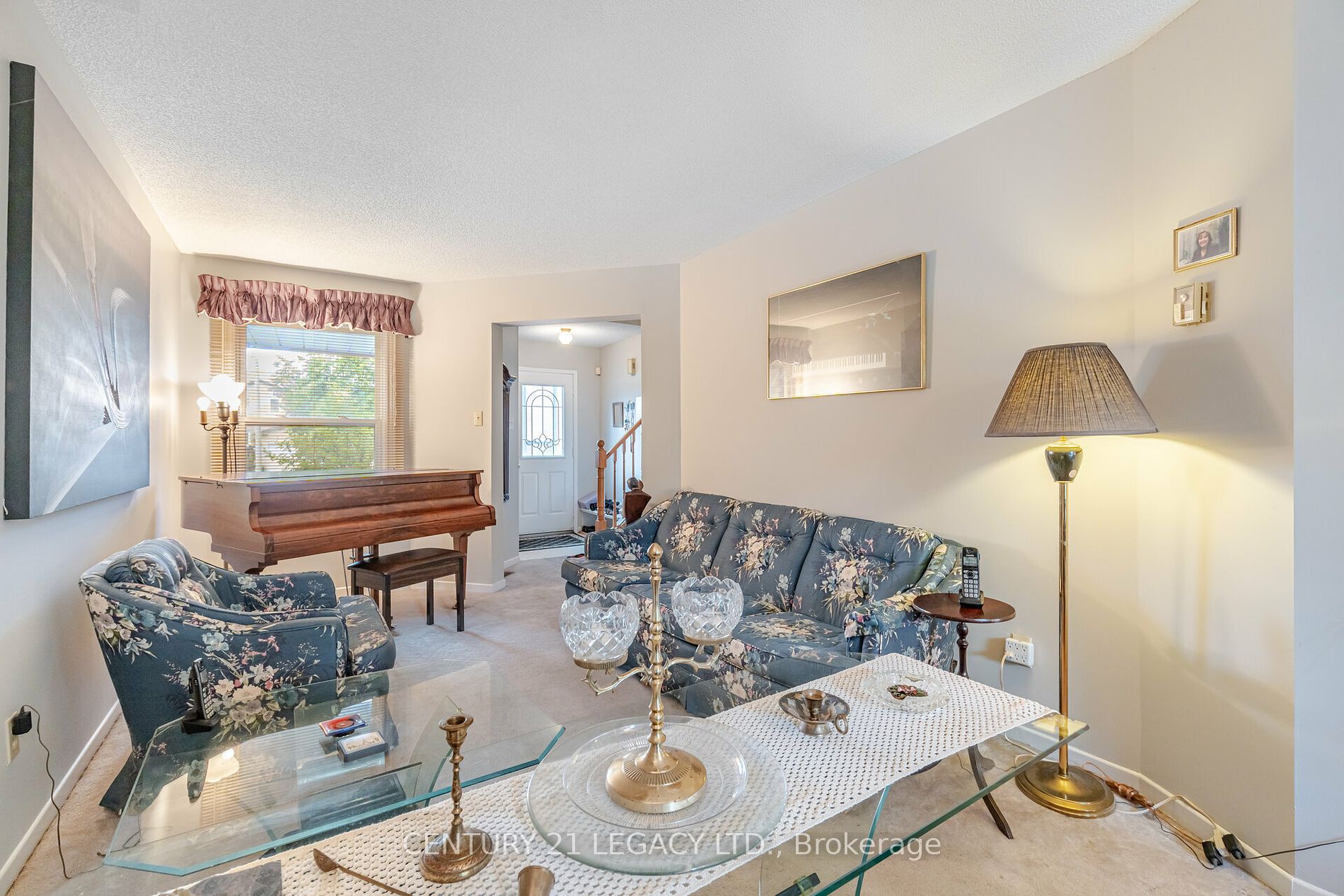 89 Cutters Crescent