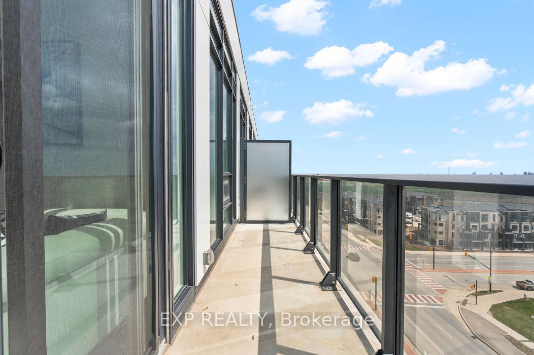 180 Veterans Dr, #806