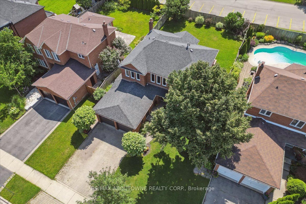 1008 Glenbrook Avenue